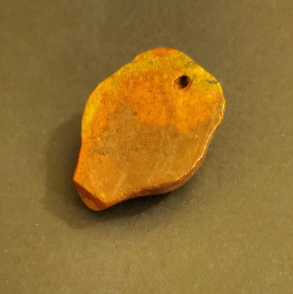 2.2" Indian Agate Alien Skull Head Pendant - Picture 2 of 2